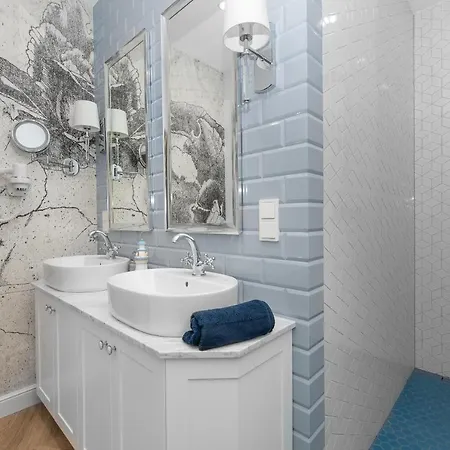 Apartment Yacht Park Premium Sea View *