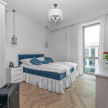 Apartment Yacht Park Premium Sea View