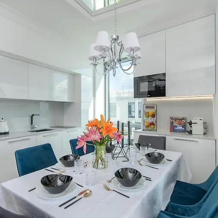 Yacht Park Premium Sea View Apartment *